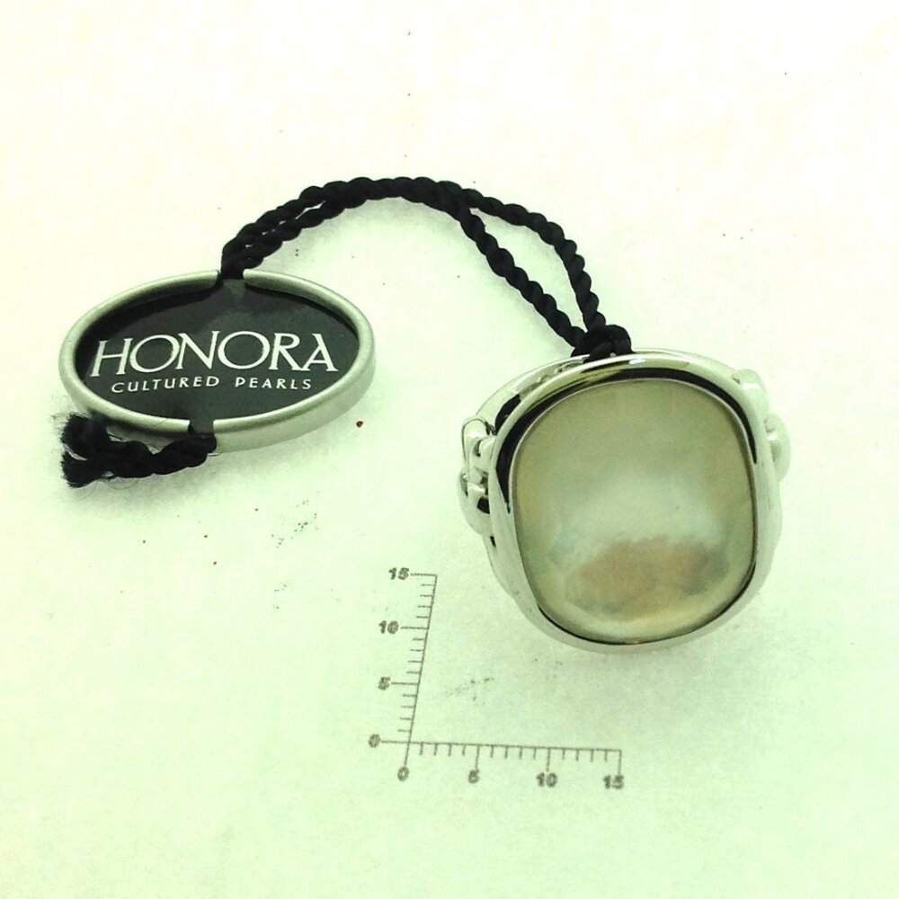Honora Silver Shell Mother of Pearl Ring - Picture 3 of 8